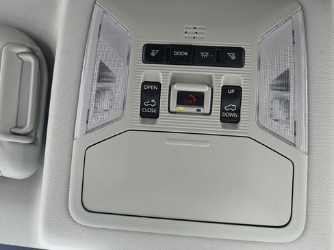 Used 2024 Toyota RAV4 XLE w/ Convenience Package FWD image 17