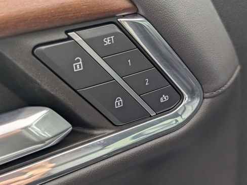 Certified 2023 GMC Sierra 1500 Denali w/ Technology Package image 11