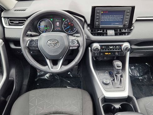 Used 2021 Toyota RAV4 XLE w/ XLE Grade Weather Package image 11