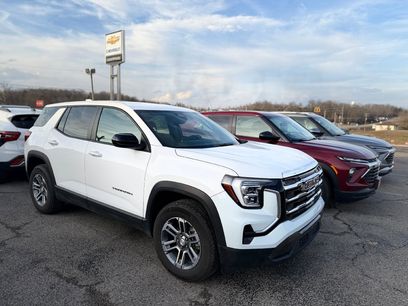 Used 2025 GMC Terrain Elevation