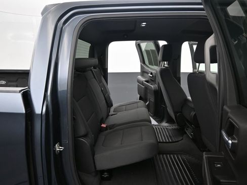 Used 2020 Chevrolet Silverado 1500 Custom w/ Custom Value Package AWD/4WD image 32