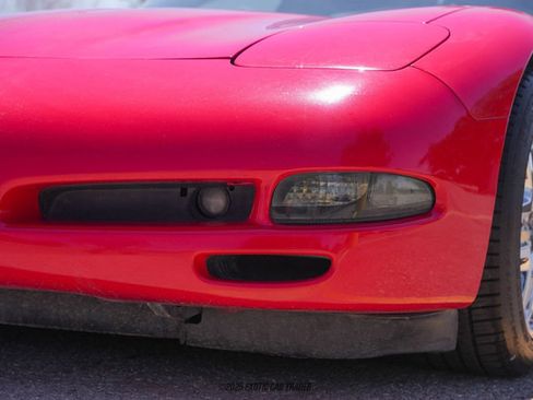 Used 1999 Chevrolet Corvette Coupe w/ Memory Pkg RWD image 83
