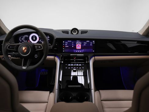 Certified 2026 Porsche Panamera GTS AWD/4WD image 43