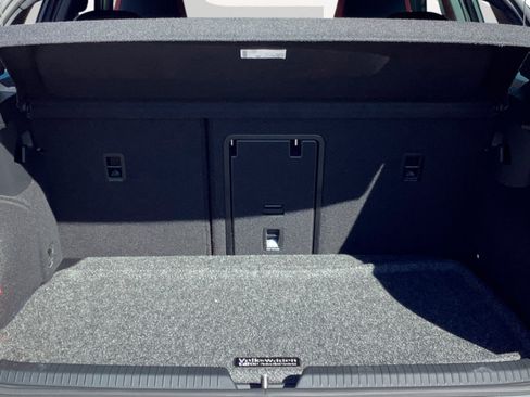 New 2026 Volkswagen GTI SE image 14