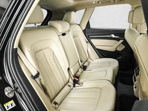 Certified 2023 Audi Q5 2.0T Premium w/ Convenience Package AWD/4WD image 21