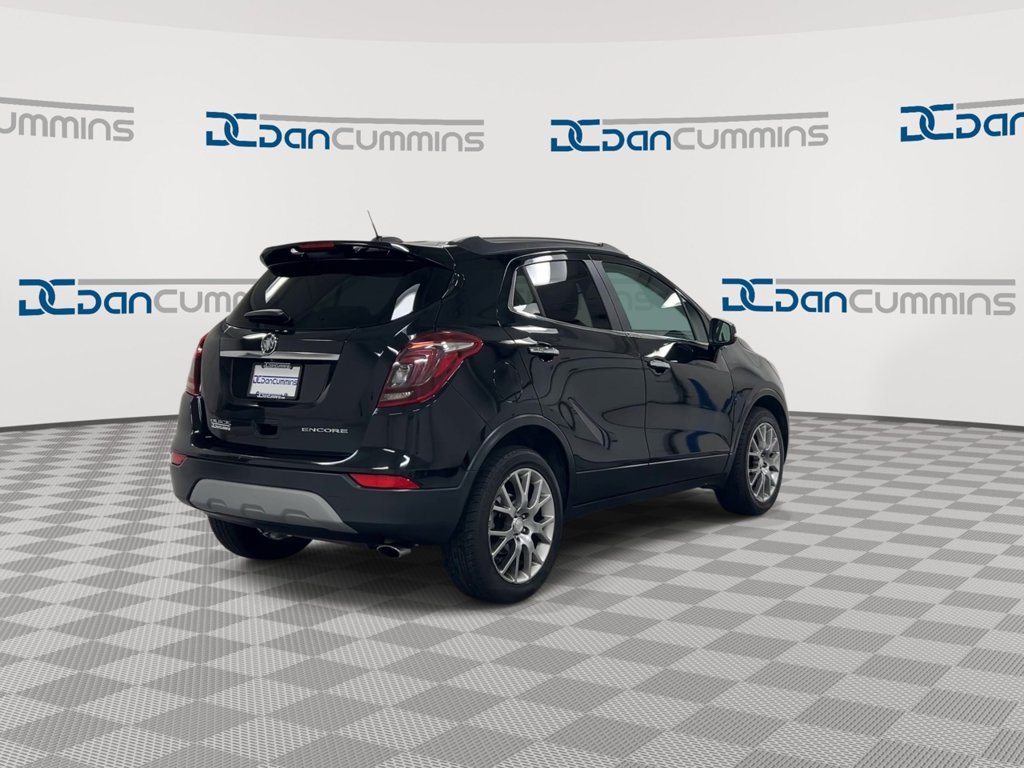 Used 2018 Buick Encore Sport Touring w/ Safety Package FWD image 8