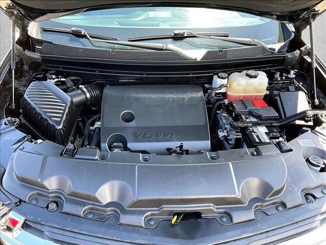 Certified 2023 Chevrolet Traverse LT FWD image 11
