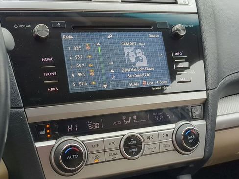 Used 2016 Subaru Outback 2.5i Premium image 19