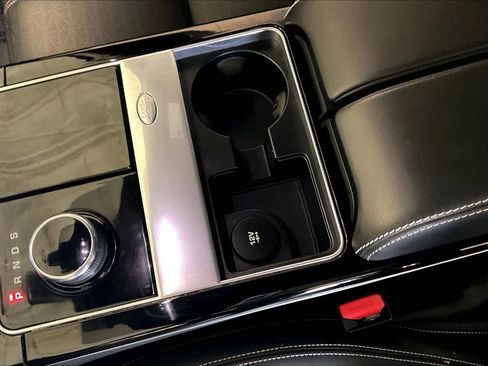 Used 2020 Land Rover Range Rover Velar R-Dynamic HSE image 15
