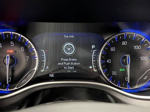 New 2026 Chrysler Voyager LX image 13