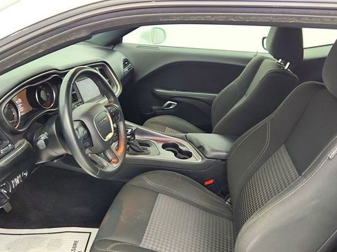 Used 2018 Dodge Challenger SXT image 20