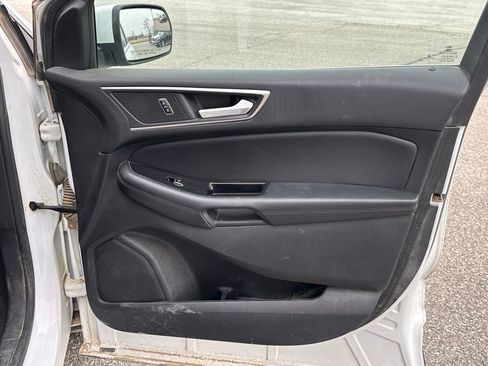 Used 2015 Ford Edge SEL w/ Equipment Group 201A image 22