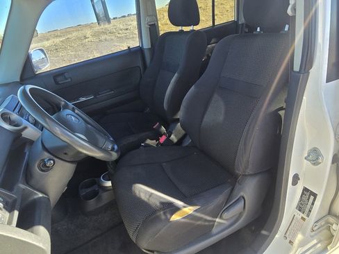 Used 2006 Scion xB image 12