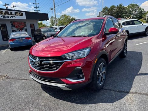 Used 2021 Buick Encore GX Select w/ Advanced Technology Package AWD/4WD image 2