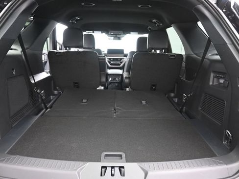 New 2026 Ford Explorer ST RWD image 10