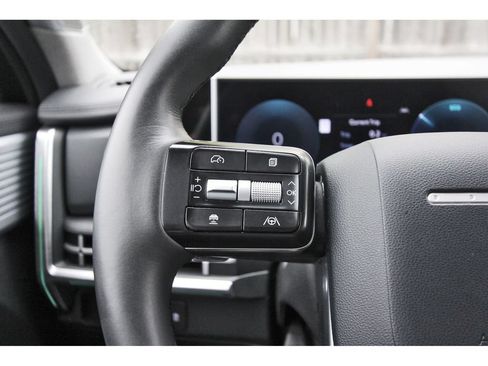 Certified 2024 Hyundai Santa Fe Limited AWD/4WD image 19