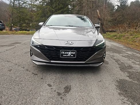 Used 2023 Hyundai Elantra SEL w/ Convenience Package image 8