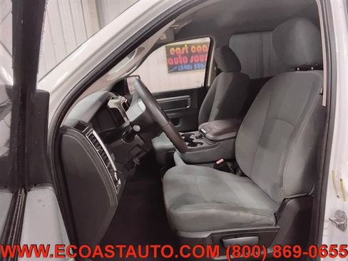 Used 2018 RAM 2500 SLT AWD/4WD image 10