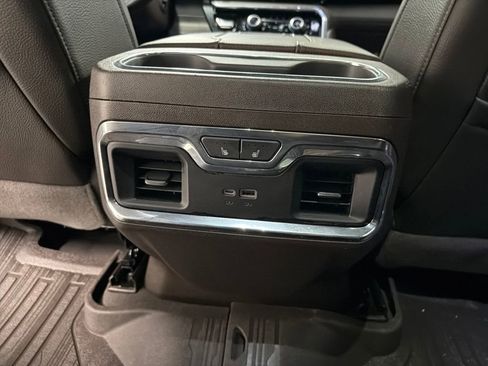 Used 2024 GMC Sierra 2500 Denali w/ Denali Reserve Package AWD/4WD image 11
