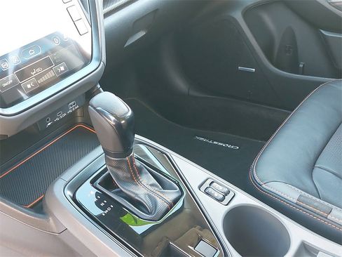 Used 2024 Subaru Crosstrek 2.5i Limited image 21