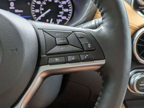 Used 2025 Nissan Sentra SV w/ SV Premium Package FWD image 24