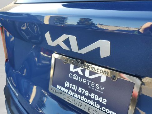 Certified 2024 Kia Sorento SX image 7