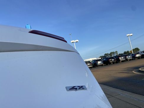 Used 2025 Kia Telluride S AWD/4WD image 58
