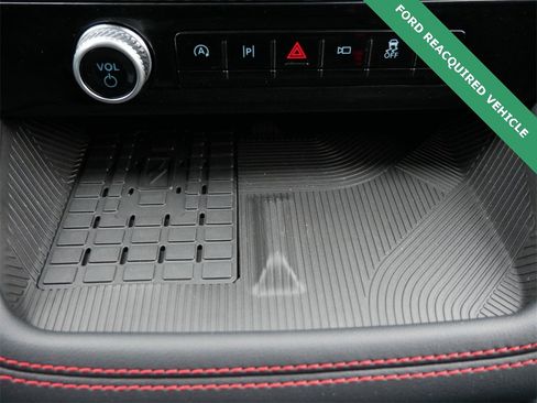 Used 2025 Ford Explorer ST image 22