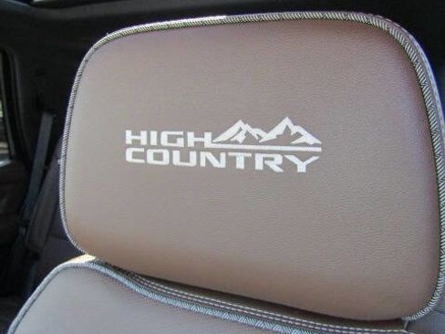 Used 2021 Chevrolet Tahoe High Country w/ Premium Package AWD/4WD image 25