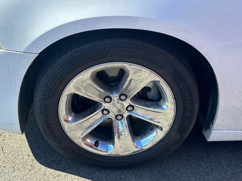 Used 2014 Dodge Charger R/T image 6