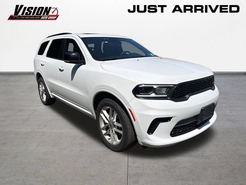 Used 2024 Dodge Durango GT AWD/4WD image 3