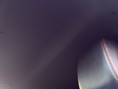 Used 2025 Ford Explorer ST-Line w/ ST-Line Street Pack image 35