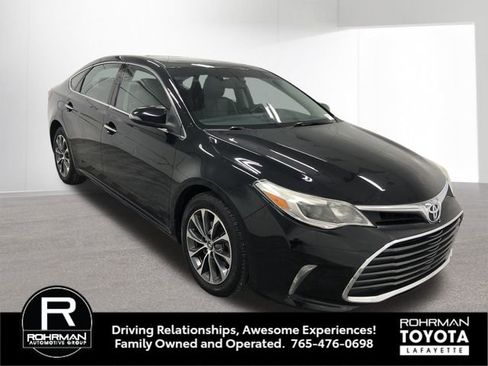 Used 2016 Toyota Avalon XLE Premium image 9