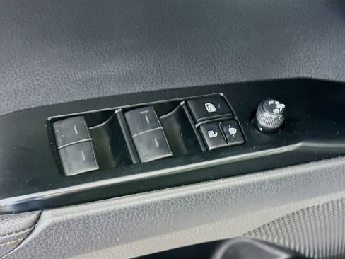 Certified 2025 Toyota Camry XLE image 18