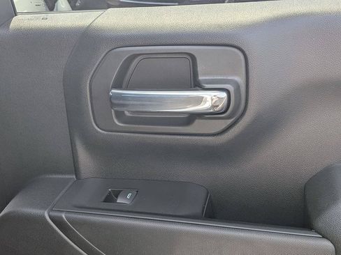 Used 2022 Chevrolet Silverado 1500 Custom RWD image 28