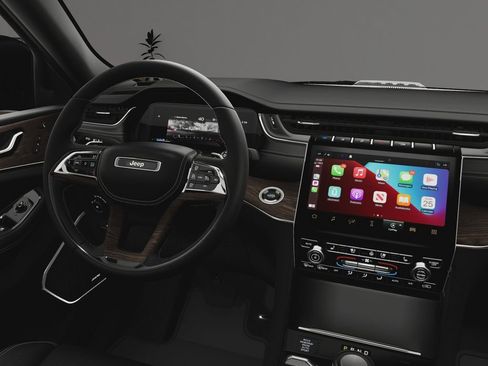 New 2024 Jeep Grand Cherokee Overland w/ Advanced Protech Group III AWD/4WD image 19