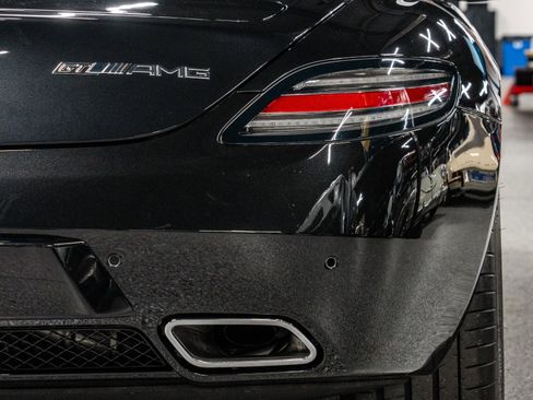 Used 2014 Mercedes-Benz SLS AMG GT Coupe image 22