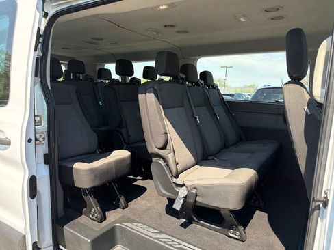 Used 2023 Ford Transit 350 XLT image 29
