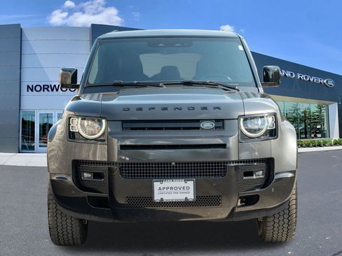 Used 2024 Land Rover Defender 110 X-Dynamic SE AWD/4WD image 2