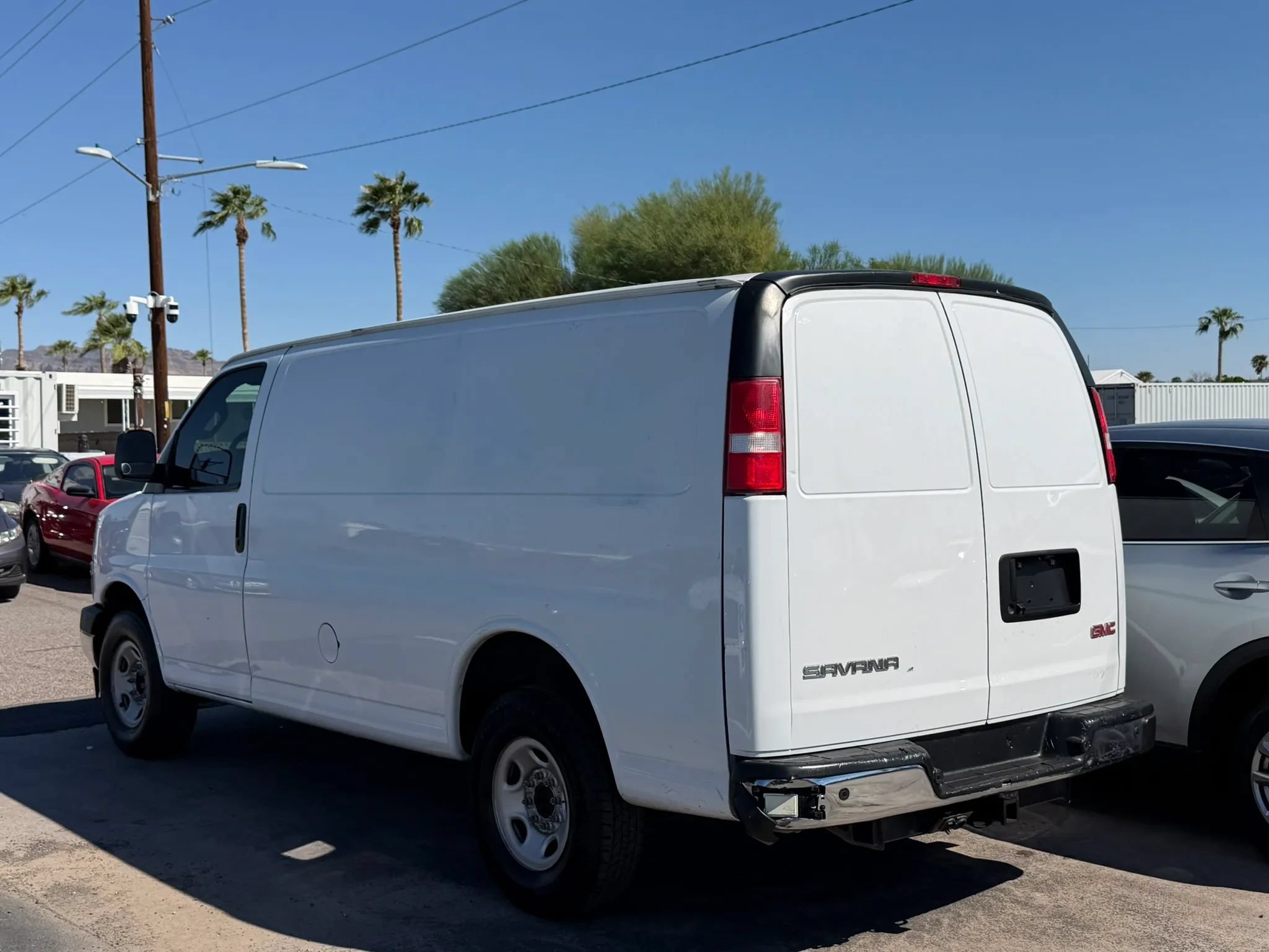 Used 2021 Chevrolet Express 2500 w/ Safety Package RWD image 5