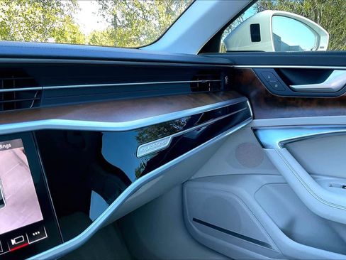 Used 2023 Audi A6 Premium Plus w/ Premium Plus Package image 31