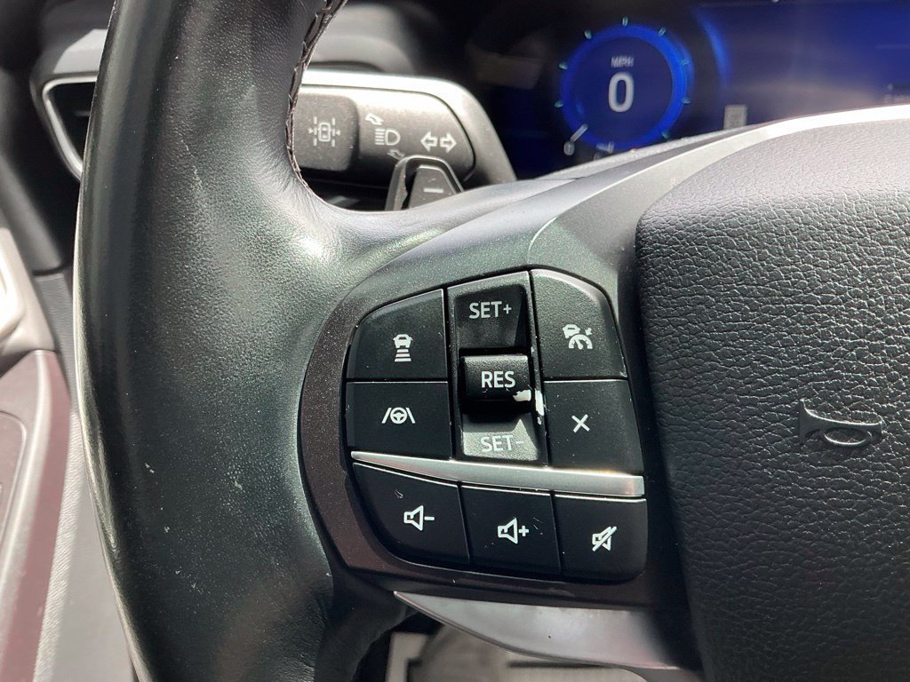 Used 2020 Ford Explorer Platinum w/ Premium Technology Package AWD/4WD image 38