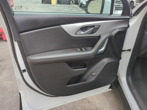 Used 2022 Chevrolet Blazer LT image 11