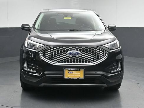Certified 2023 Ford Edge SEL w/ Convenience Package AWD/4WD image 2