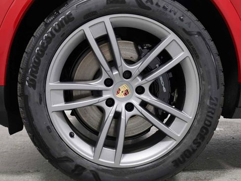 New 2025 Porsche Cayenne Coupe image 48