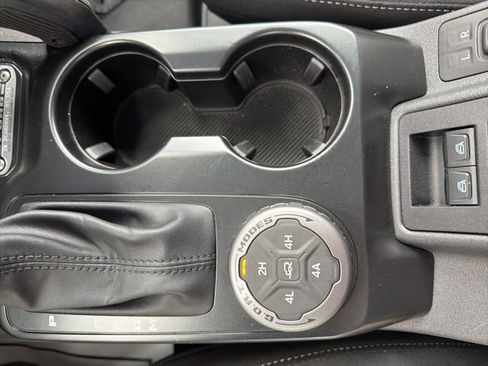 Certified 2025 Ford Bronco Badlands image 35