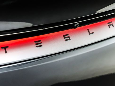 Used 2026 Tesla Model Y Long Range image 9