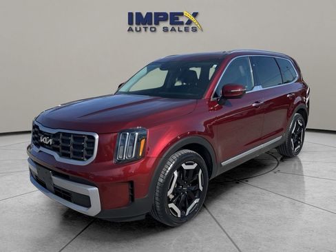Used 2023 Kia Telluride S image 1