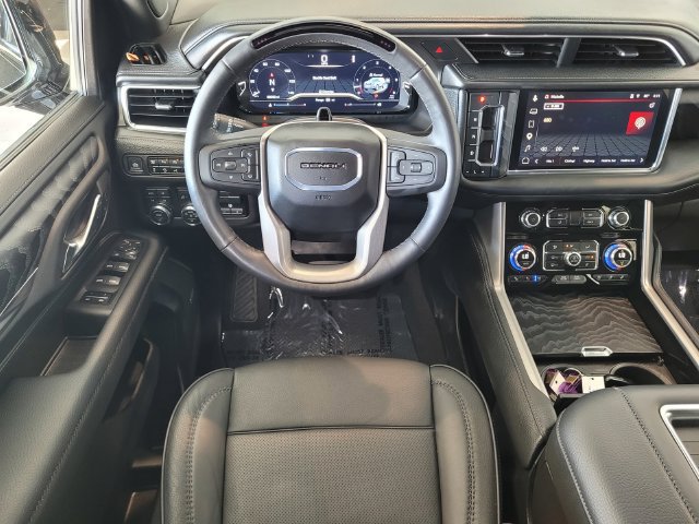 Used 2024 GMC Yukon Denali w/ Advanced Technology Package AWD/4WD image 16
