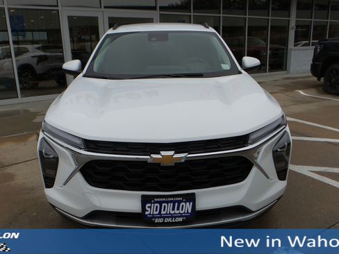 New 2026 Chevrolet Trax LT image 8